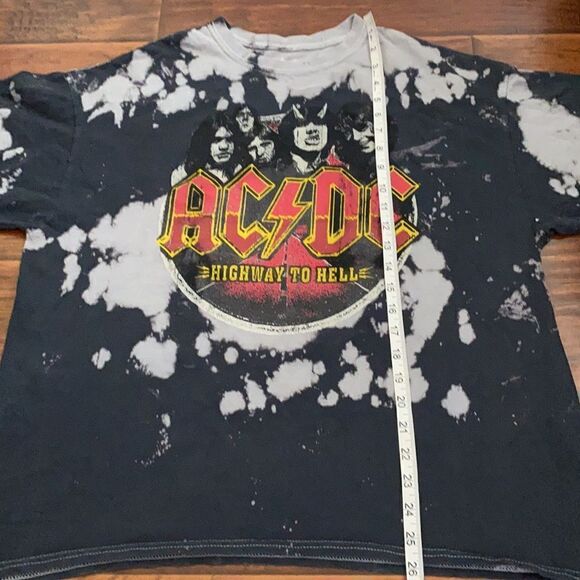 AC/DC Acid Bleach Wash Distressed Graphic Shirt Distressed Casual Band Music - Picture 6 of 10